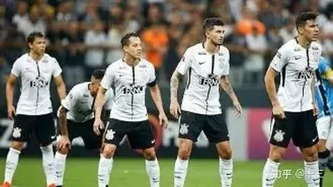 费德勒对温网取消表示震惊，网球界普遍哀叹